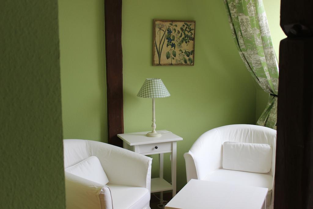 Hotel Zum Gondoliere Oranienbaum-Woerlitz Chambre photo